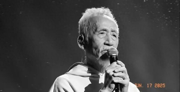 长江配资 陈彼得妻子首度发声！哽咽回应死因，两人最近合影曝光，十分恩爱
